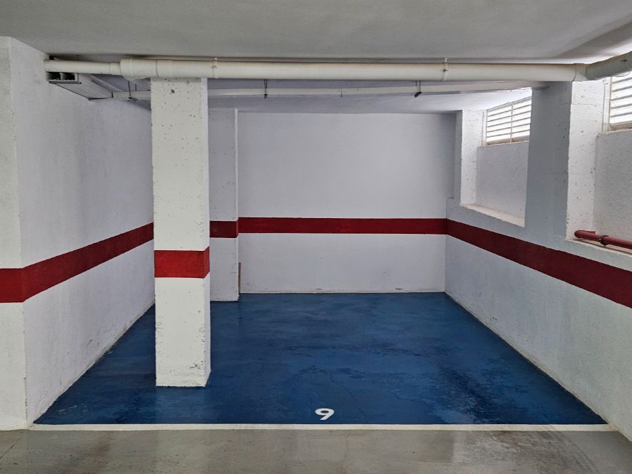 Aparcament de Garatge de lloguer en  Jaén Capital