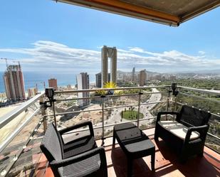 Terrassa de Apartament de lloguer en Benidorm amb Piscina i Balcó