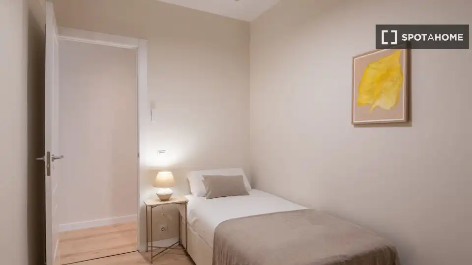Flat with terrace to rent in Eixample, imagen 19