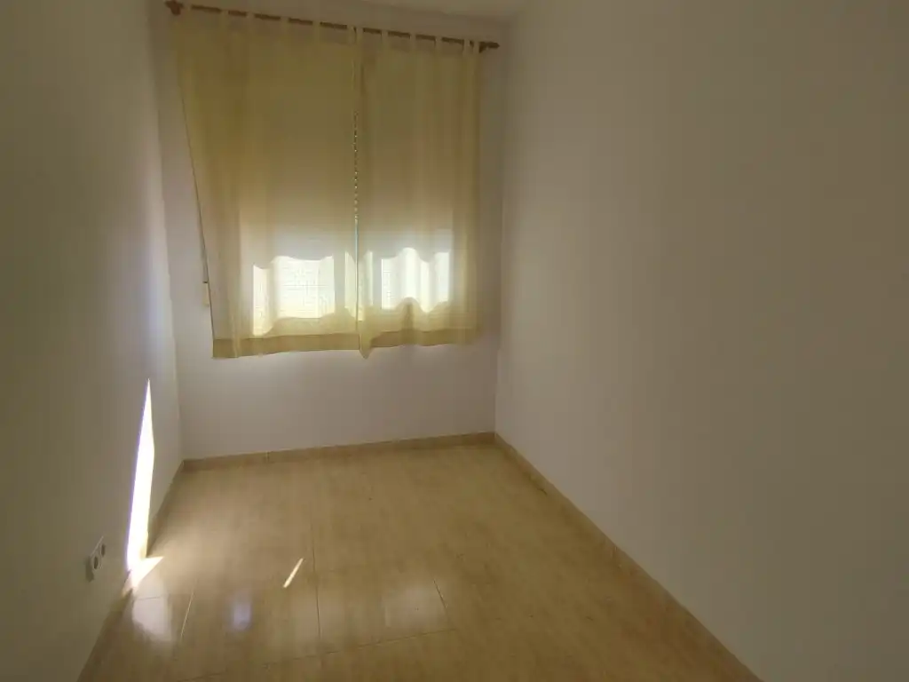 Habitación de Piso en venta en Benicarló con Terraza y Amueblado