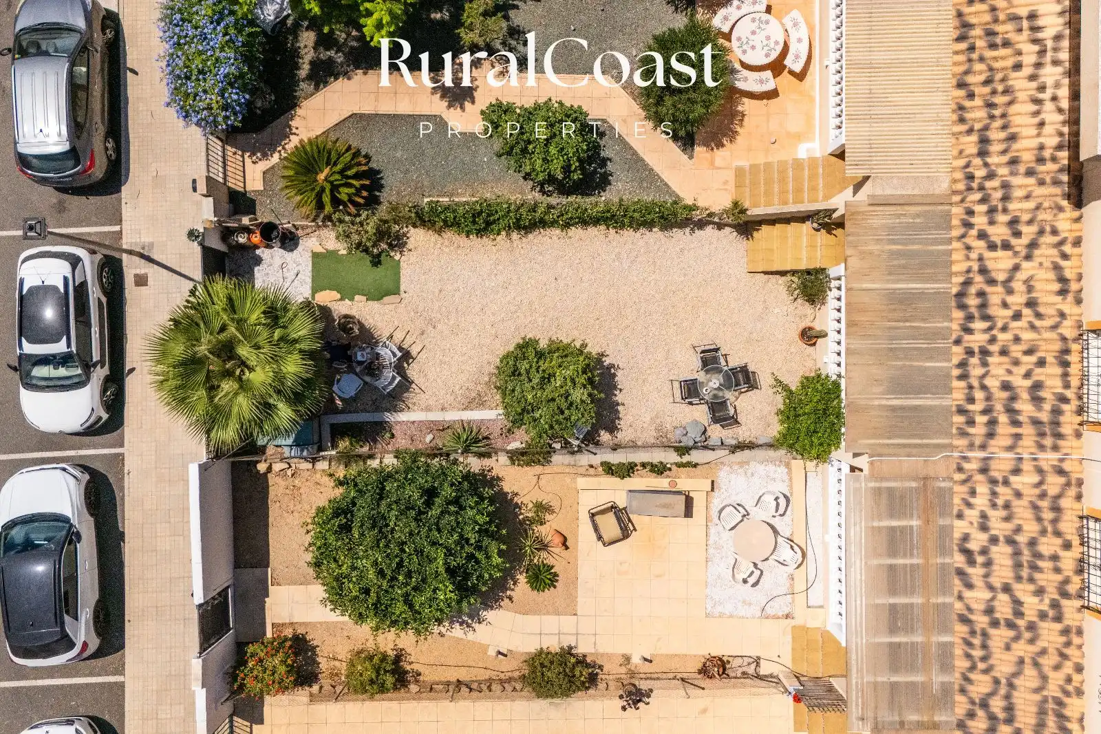 Casa adosada en venda en Busot amb Jardí privat, Piscina i Piscina comunitària
