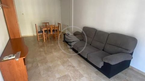 Foto 2 de Piso de alquiler en Santiago, Centro ciudad, Linares