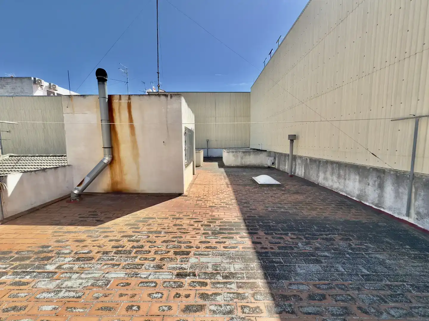 Vista exterior de Casa o xalet en venda en Vinaròs amb Aire condicionat i Balcó