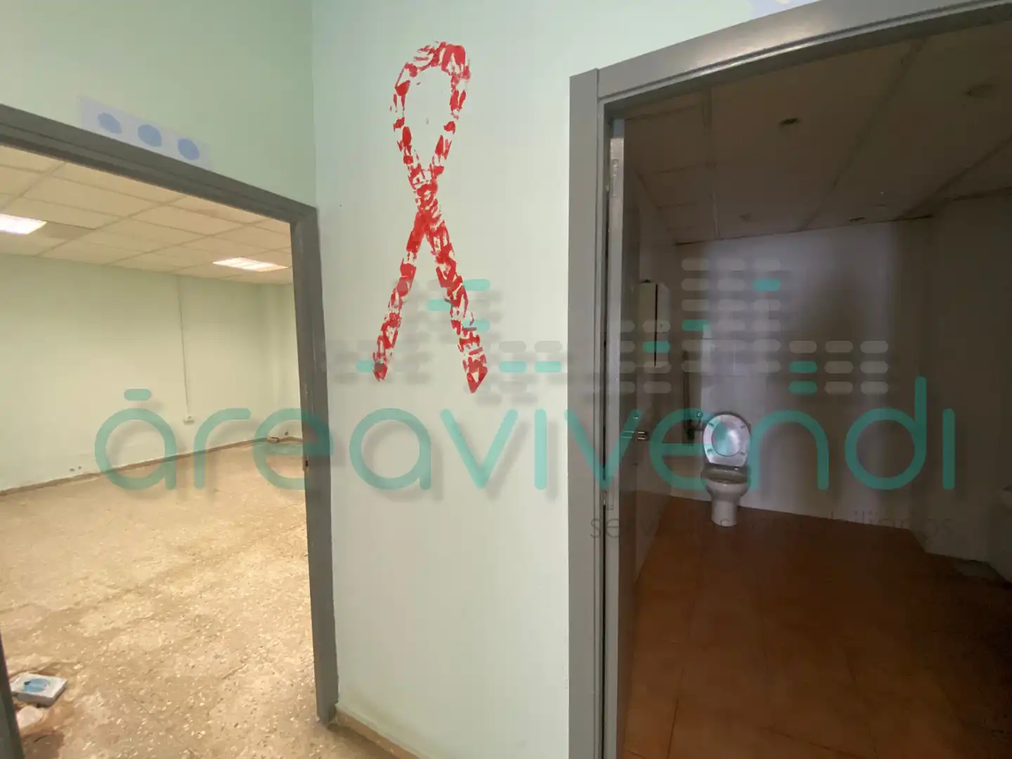 Local comercial en venta en Carrer del Riu Túria, imagen 9