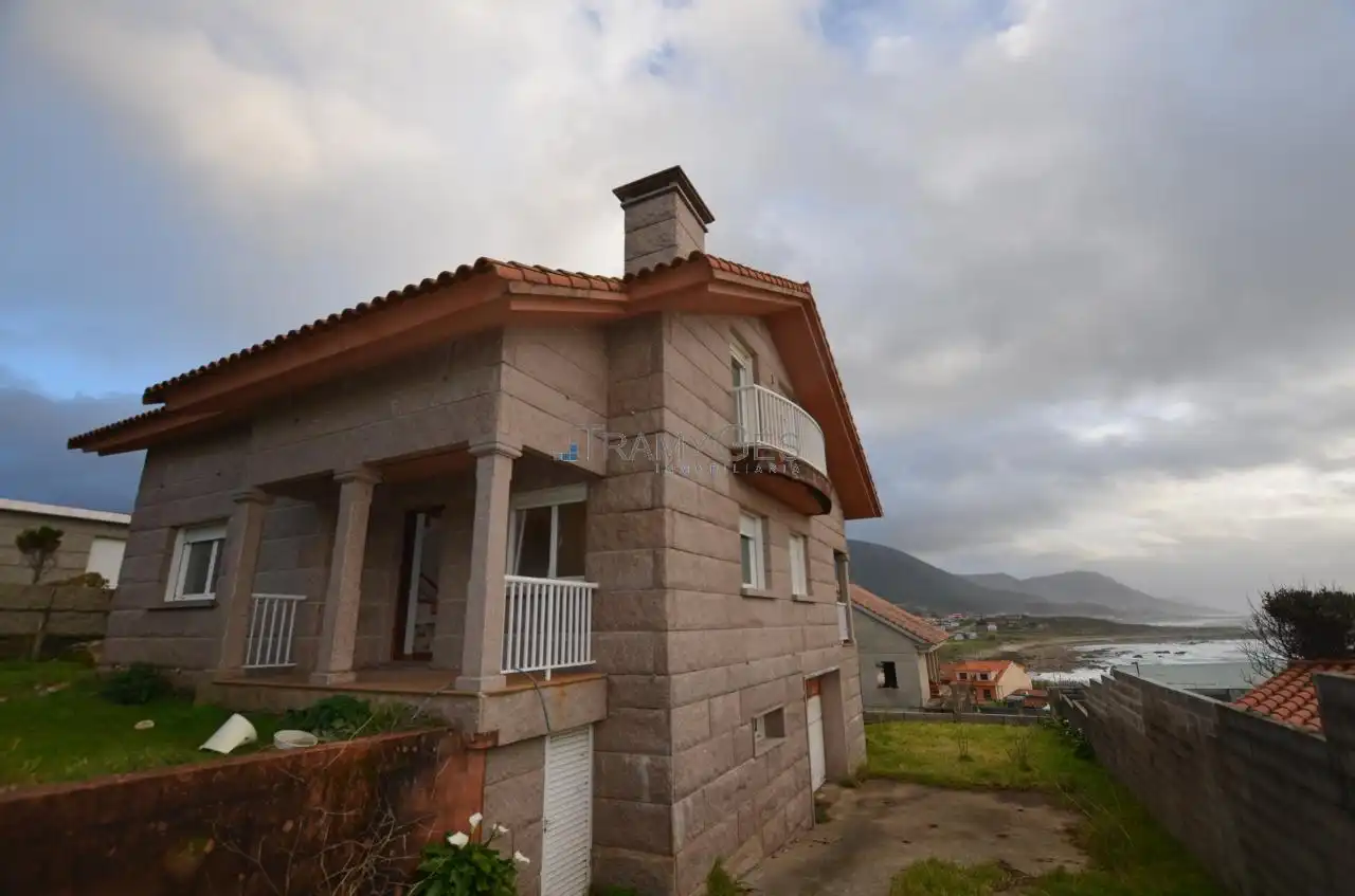Vista exterior de Casa o chalet en venta en Oia con Calefacción, Jardín privado y Terraza