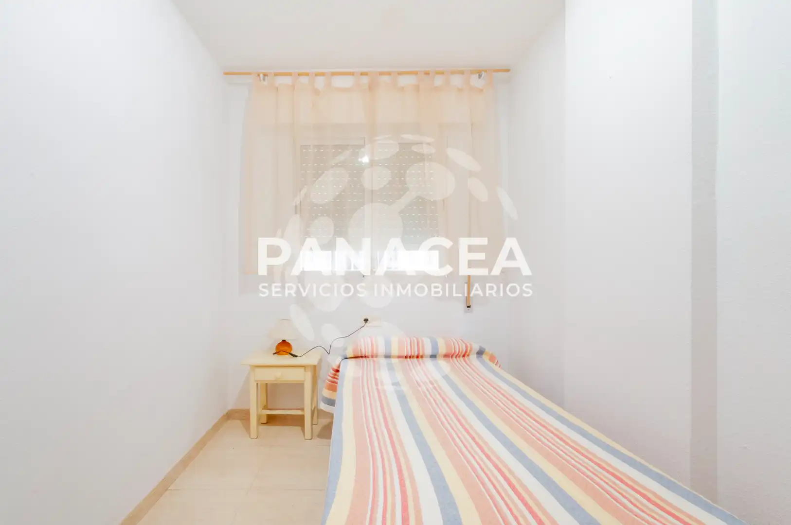 Bedroom of Flat for sale in Roquetas de Mar  with Terrace, Furnished and Oven