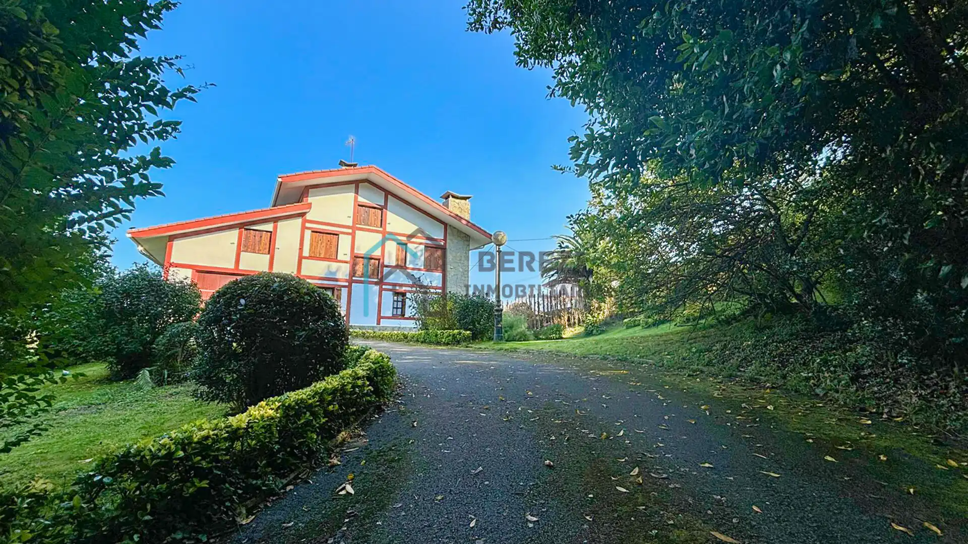 Vista exterior de Casa o chalet en venta en Bermeo con Calefacción, Jardín privado y Trastero