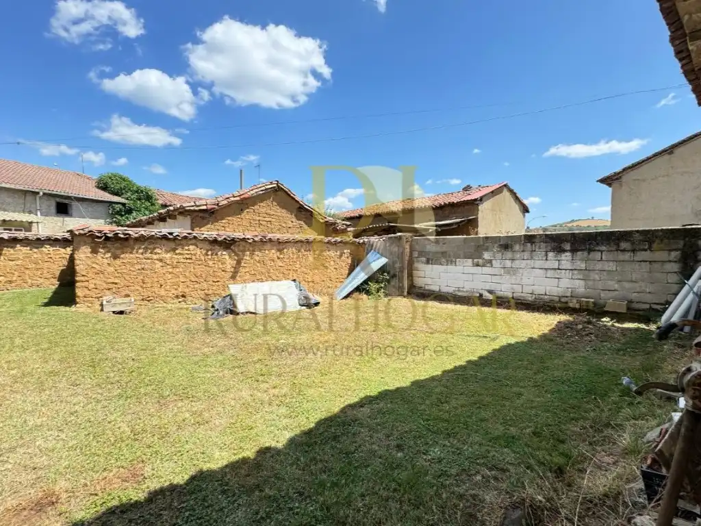 Casa o xalet en venda a Gradefes