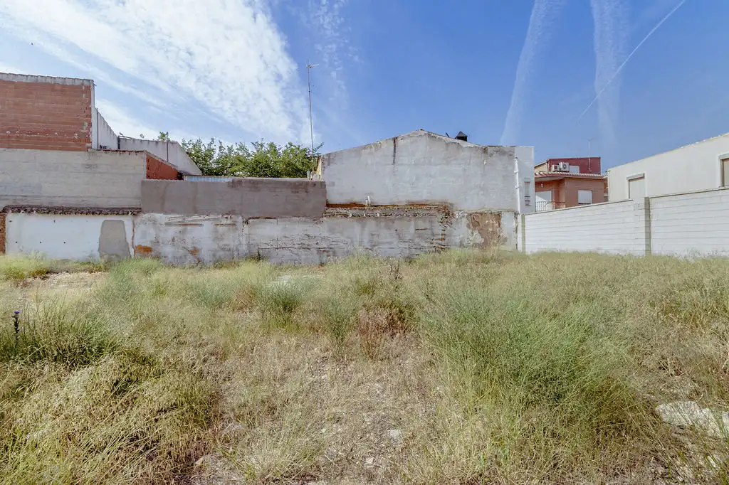 Terreno rústico en venta en C/ Francisco García Pavon, imagen 9