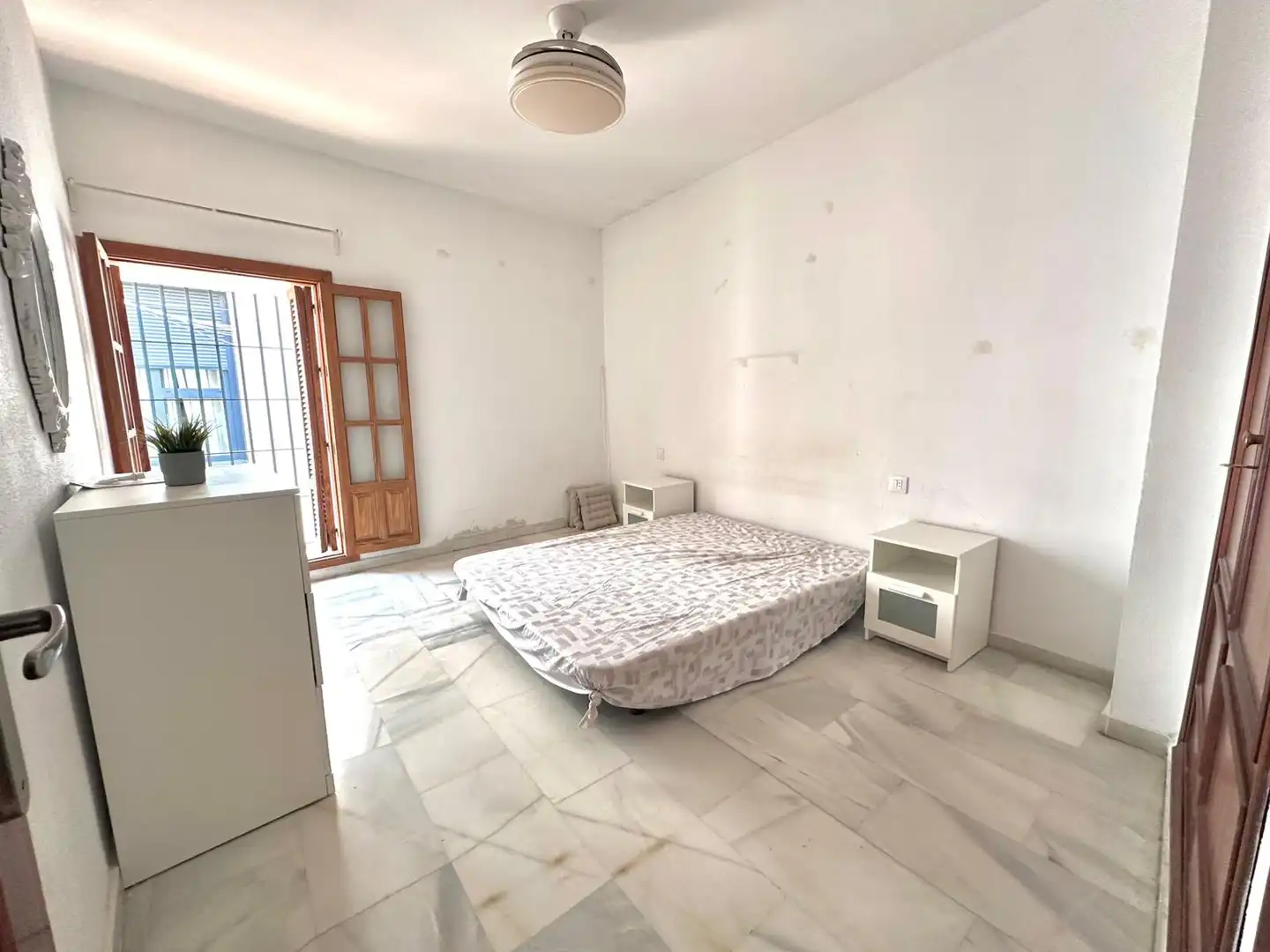 Habitación de Piso en venta en Sevilla