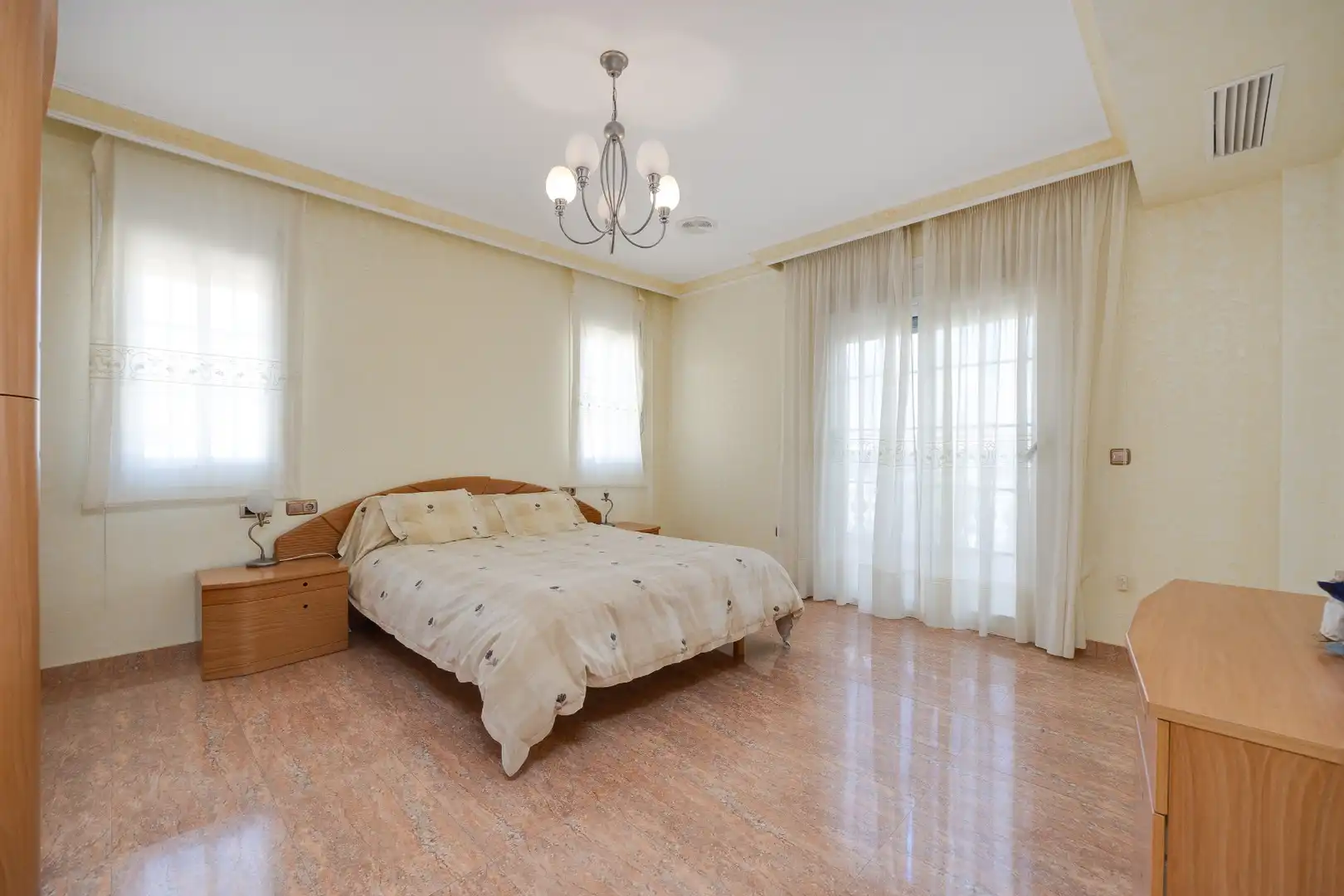 Casa o xalet en venda a Orihuela ciudad