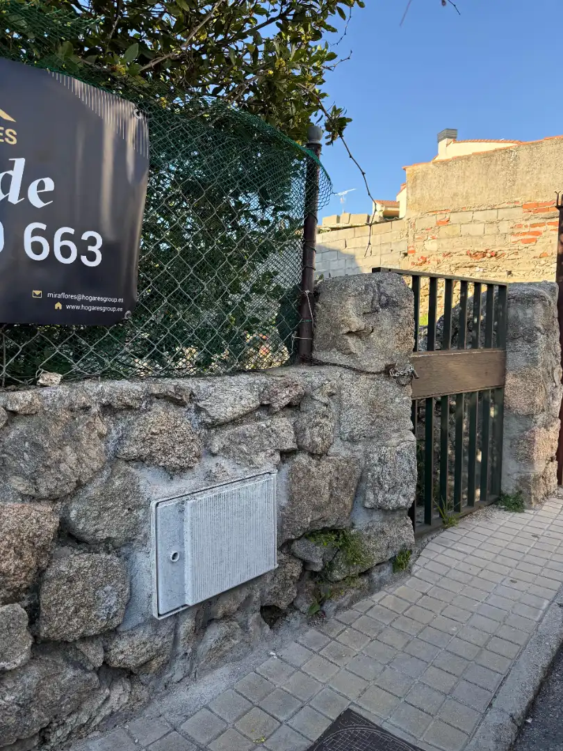 Außenansicht von Residential zum Verkauf in Soto del Real