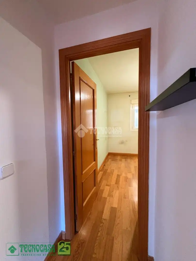 Flat for sale in Urbanización San Isidro
