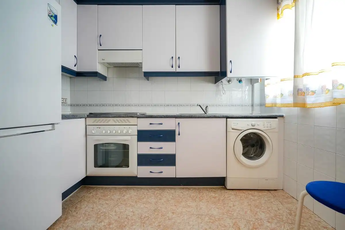 Kitchen of Flat for sale in Illescas  with Air Conditioner, Heating and Furnished