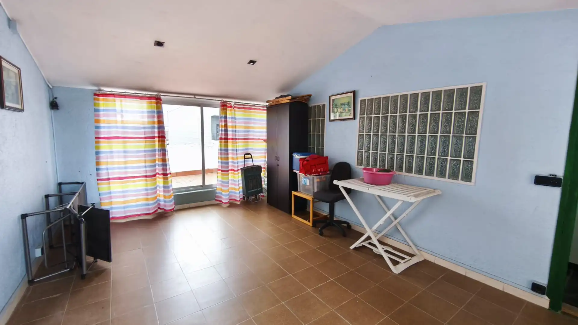Casa adosada en venta en Cerdanyola del Vallès con Calefacción, Terraza y Balcón