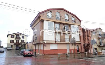 Exterior view of Duplex to rent in Medio Cudeyo  with Parquet flooring, Storage room and Balcony