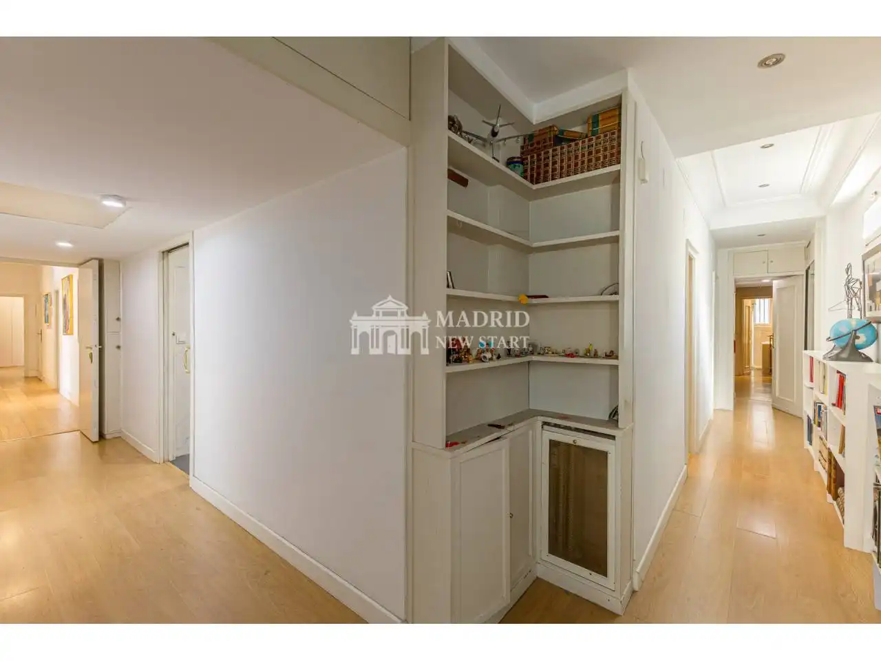 Wohnung zum Verkauf in Madrid mit Klimaanlage und Heizung