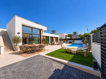 Chalet con piscina en venta en Condado de Alhama
