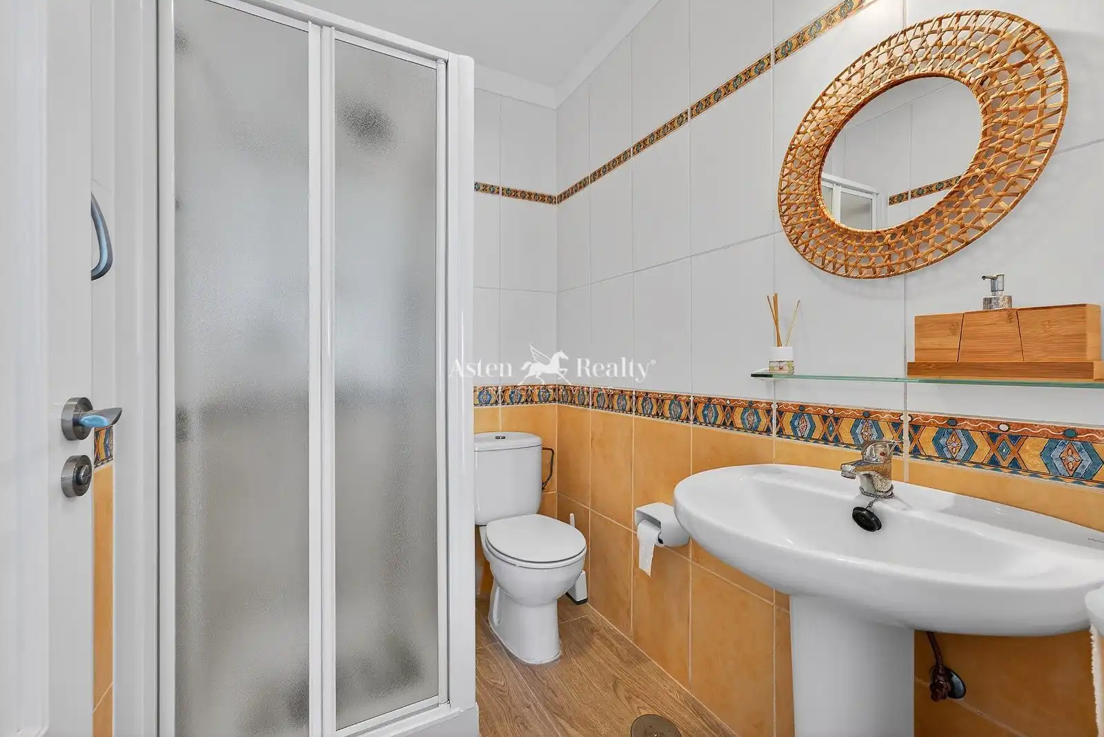 Bany de Apartament en venda en Santiago del Teide amb Terrassa, Traster i Moblat