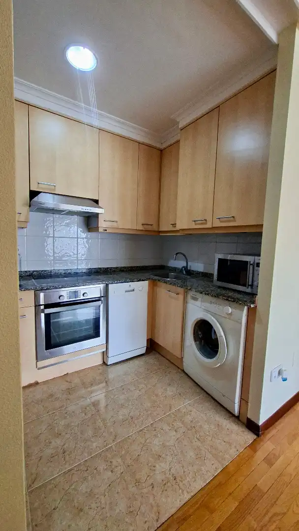 Kitchen of Flat for sale in Vigo   with Heating and Furnished