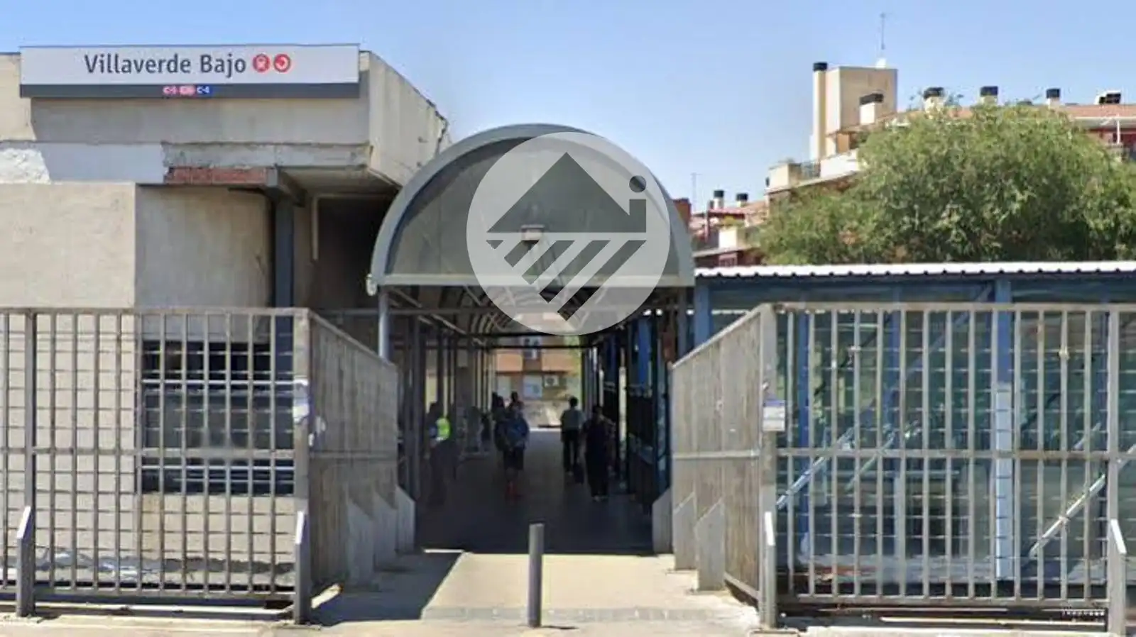Vista exterior de Pis en venda en Madrid amb Calefacció i Terrassa