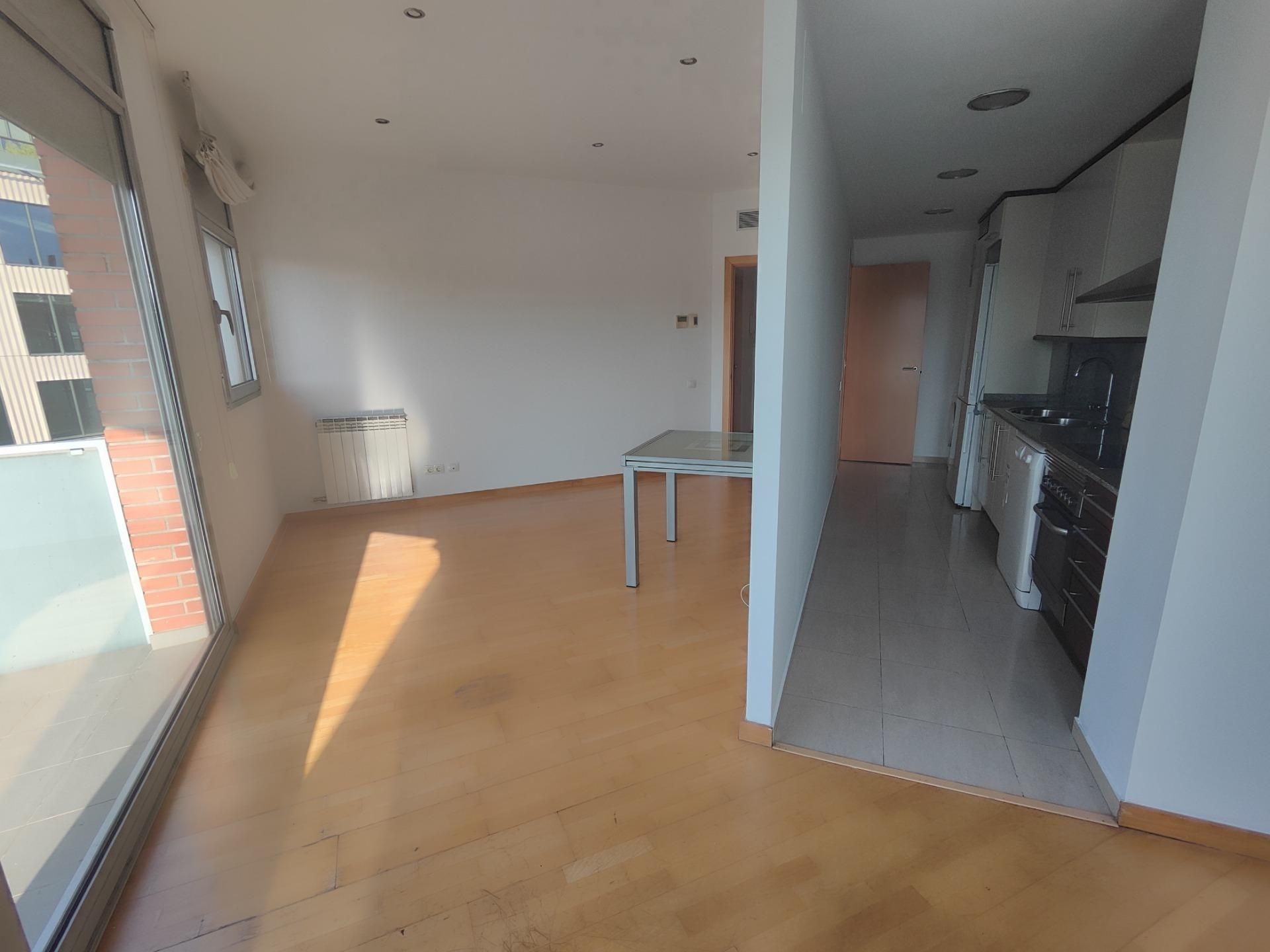 Sala d'estar de Pis en venda en  Barcelona Capital amb Balcó