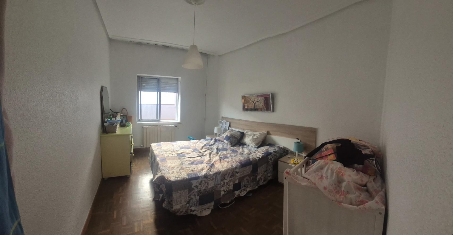 Habitación de Piso en venta en Valladolid Capital con Calefacción y Balcón