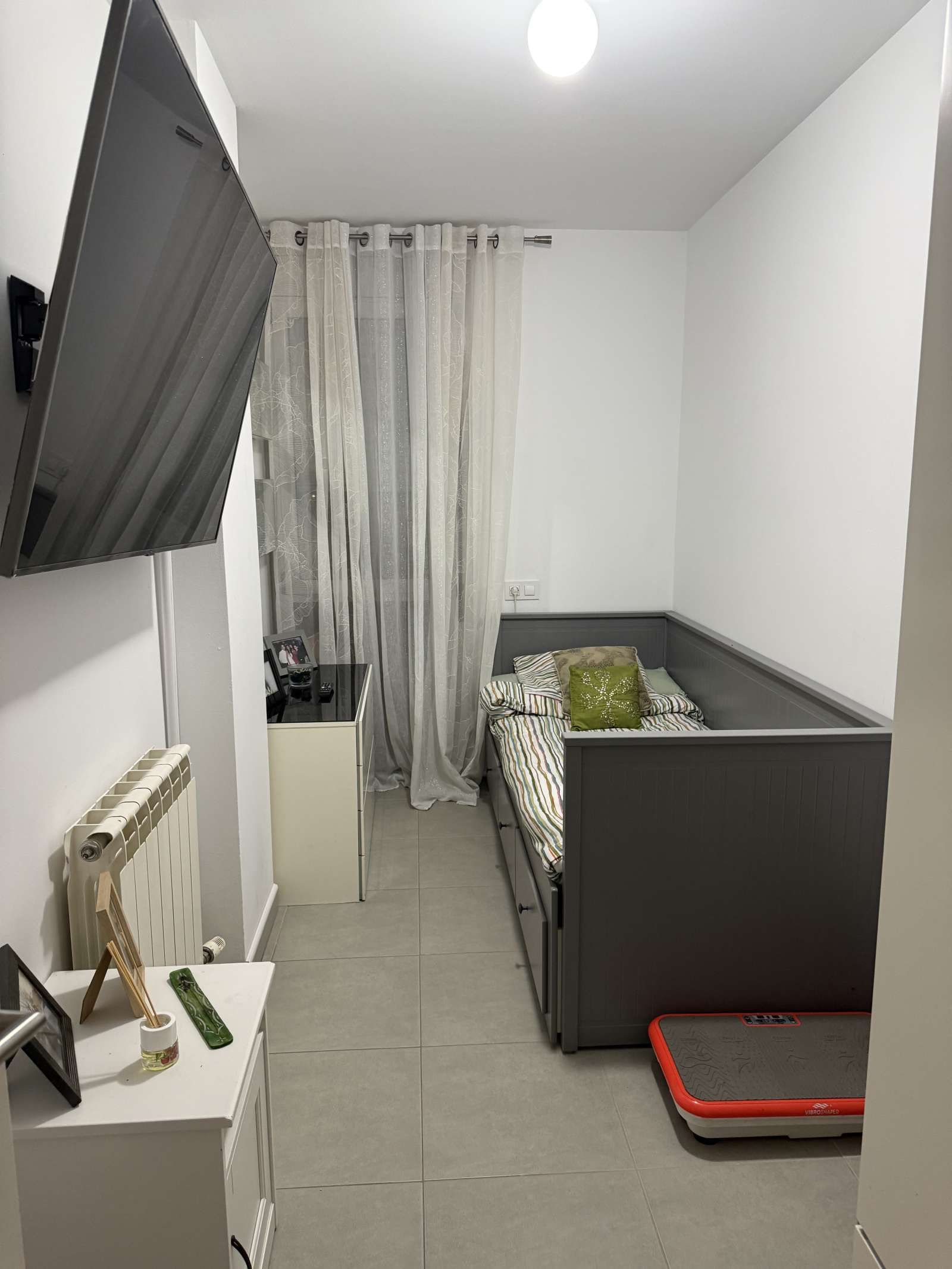 Habitación de Piso para compartir en Sabadell con Aire acondicionado, Terraza y Amueblado