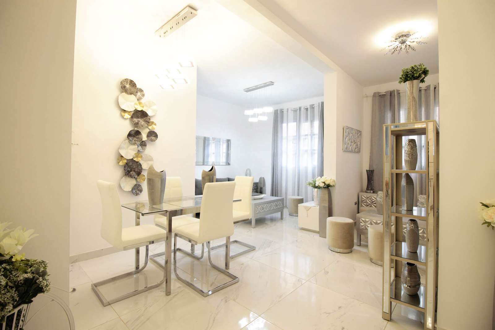 Dining room of Apartment to share in  Madrid Capital  with Air Conditioner and Terrace