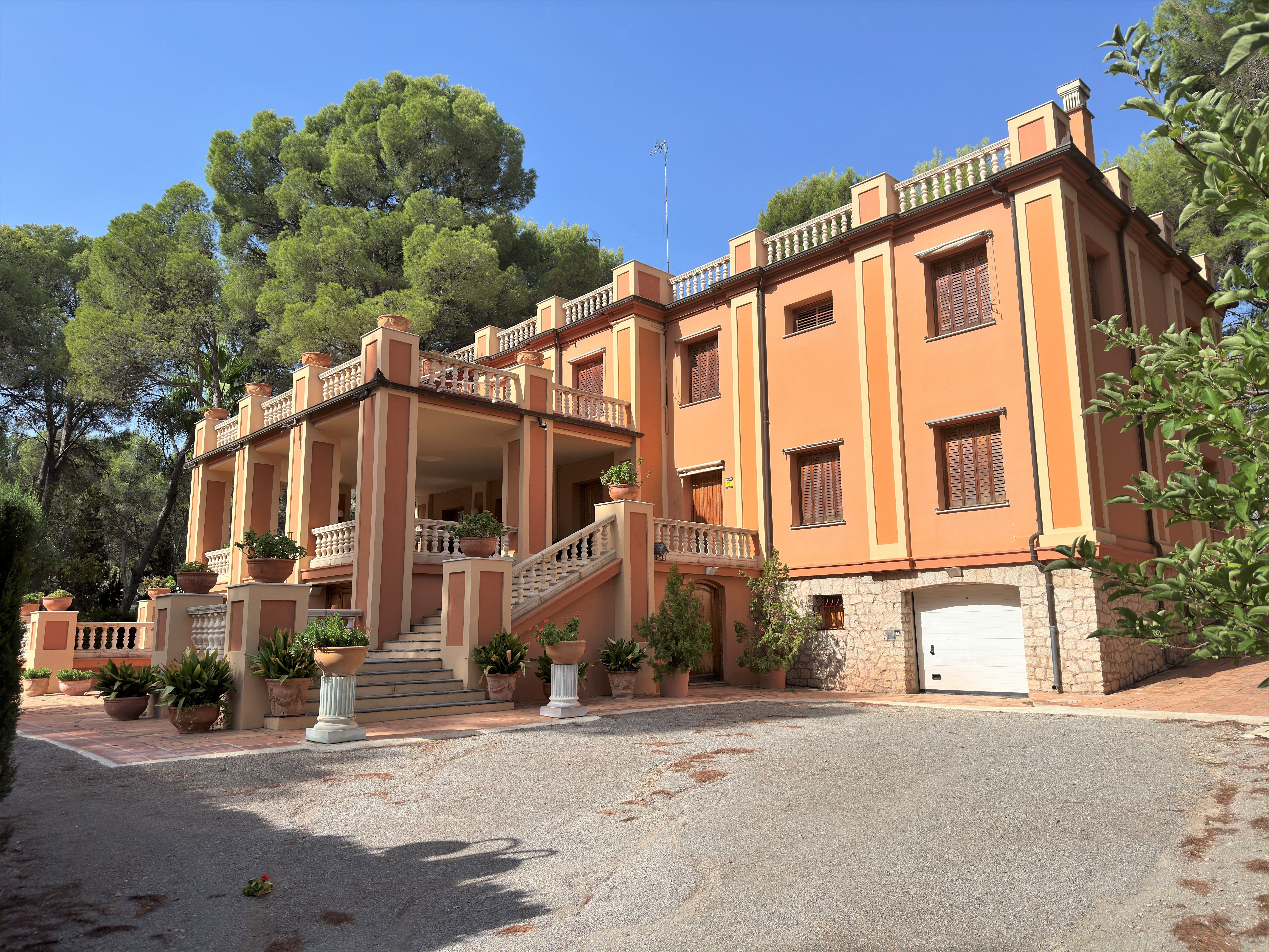 Exterior view of House or chalet for sale in Náquera  with Air Conditioner, Heating and Private garden