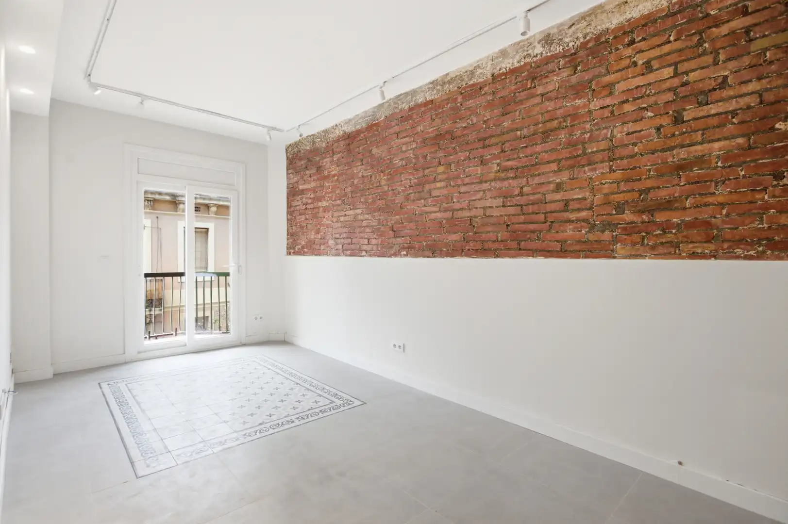 Piso en venta en Barcelona con Aire acondicionado, Calefacción y Horno