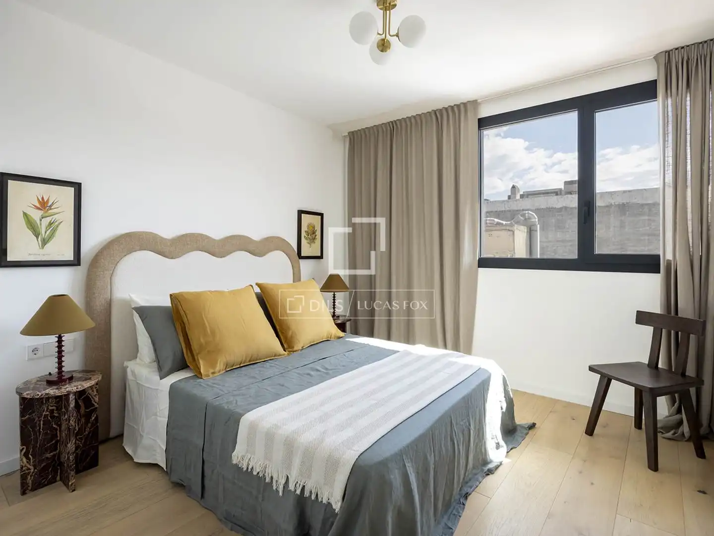 Habitación de Ático en venta en Barcelona con Aire acondicionado, Calefacción y Parquet