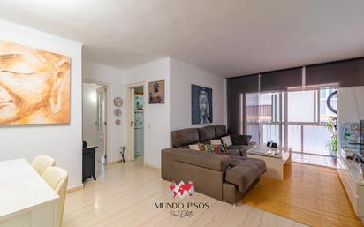 Living room of Flat for sale in Calvià  with Terrace and Furnished