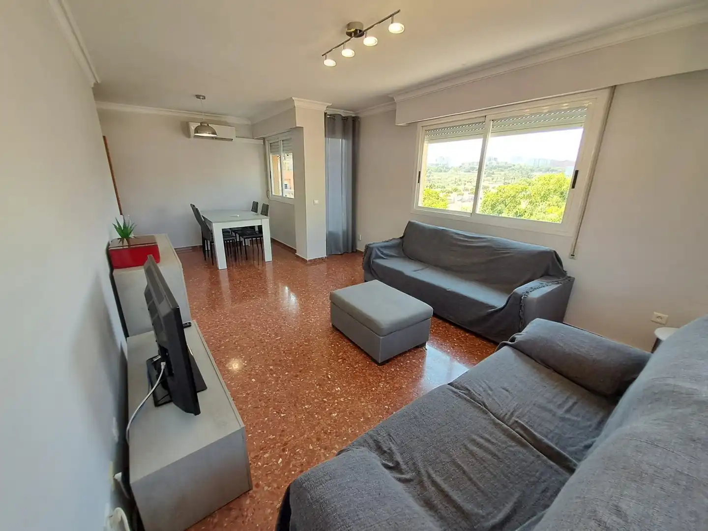 Wohnzimmer von Wohnung zur Miete in Burjassot mit Balkon