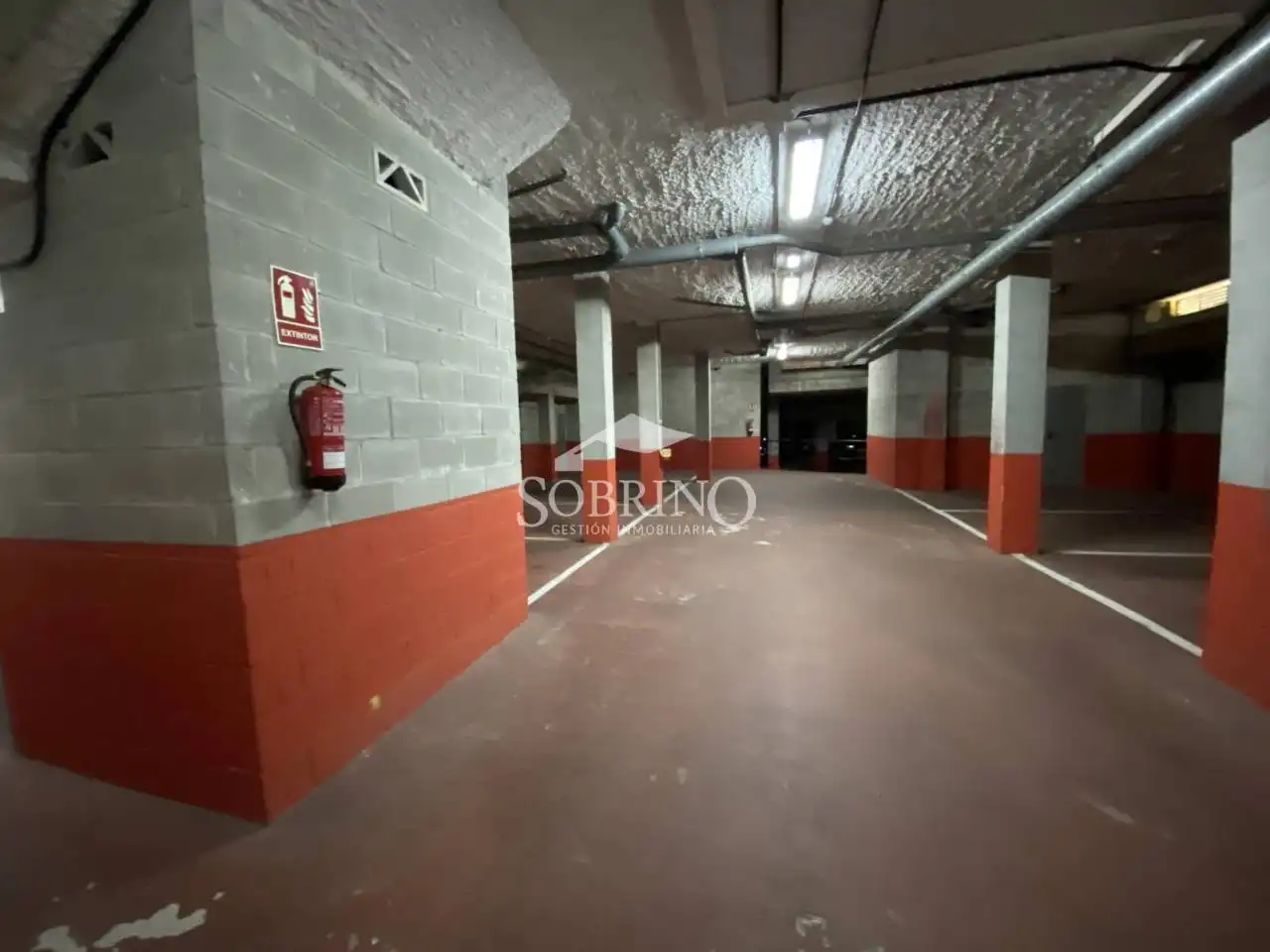 Parking de Piso en venta en Ribadedeva con Calefacción, Trastero y Balcón