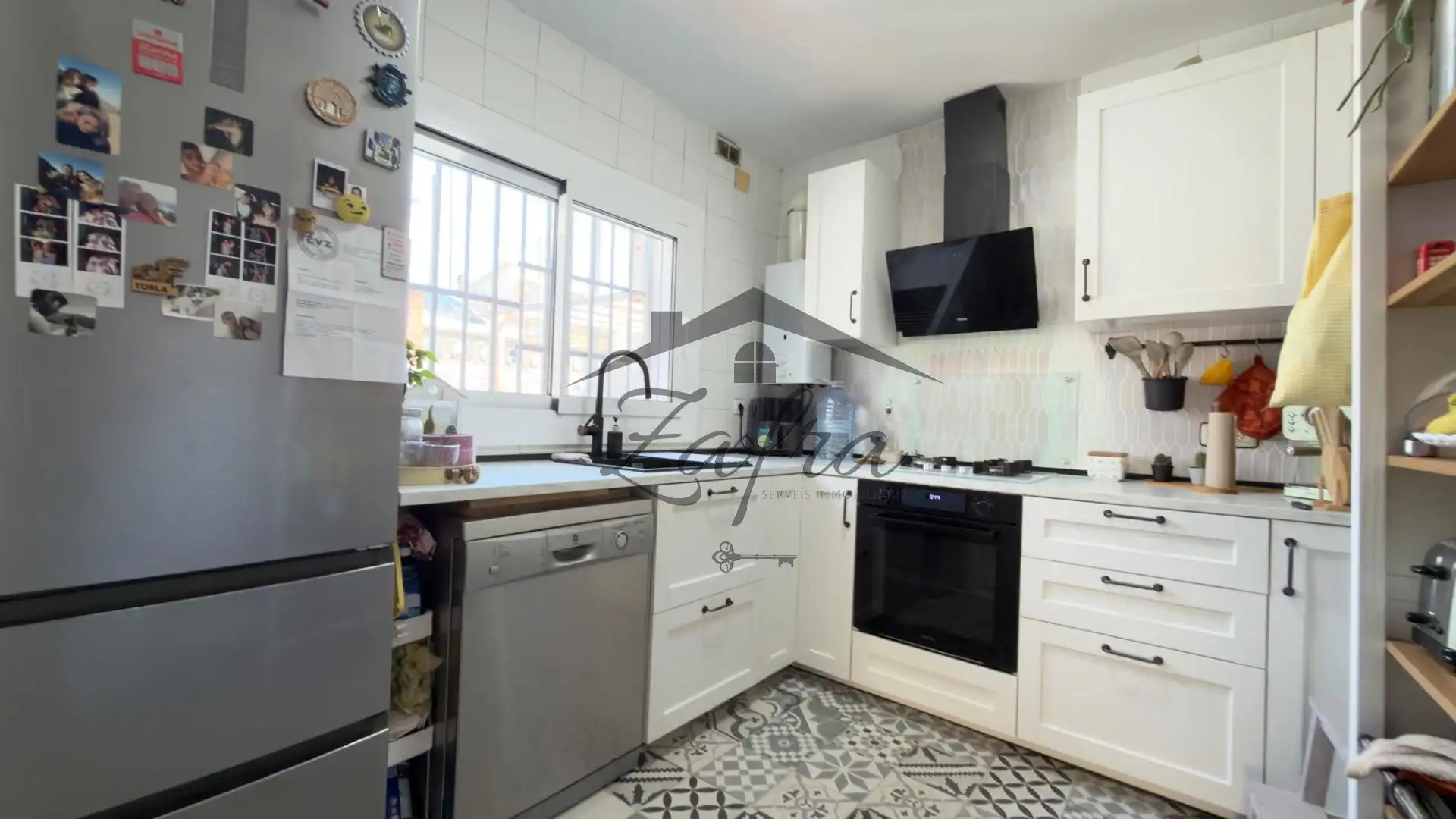 Cuina de Casa o xalet en venda en Tordera amb Aire condicionat, Jardí privat i Terrassa