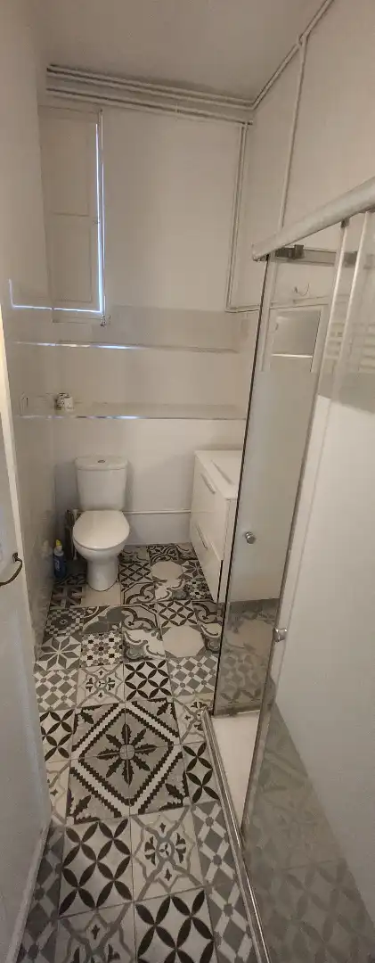 Bathroom of Flat for rent in  Palma de Mallorca  with Air Conditioner, Heating and Balcony