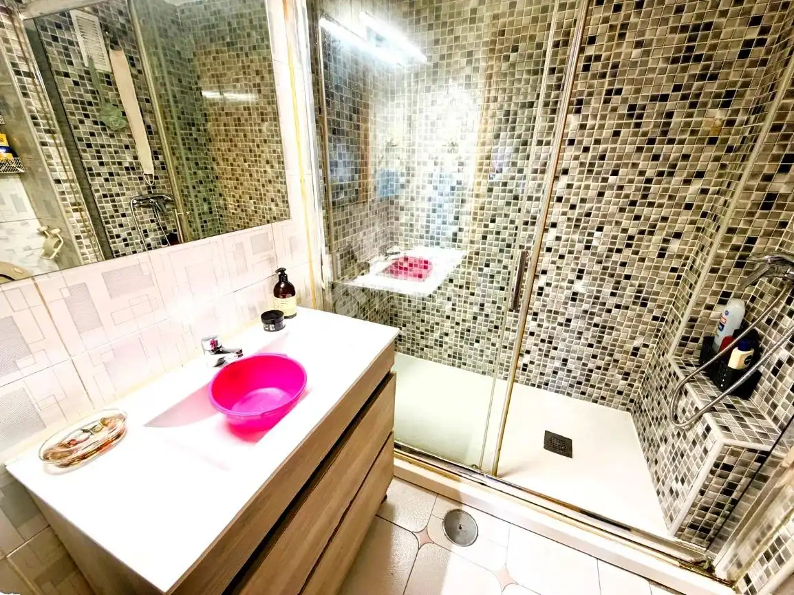 Baño de Piso en venta en Móstoles con Aire acondicionado, Calefacción y Terraza