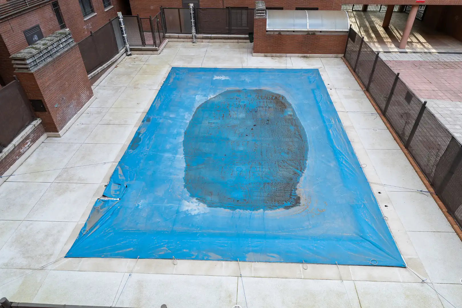 Swimming pool of Flat for sale in Madrid  with Heating, Balcony and Community pool