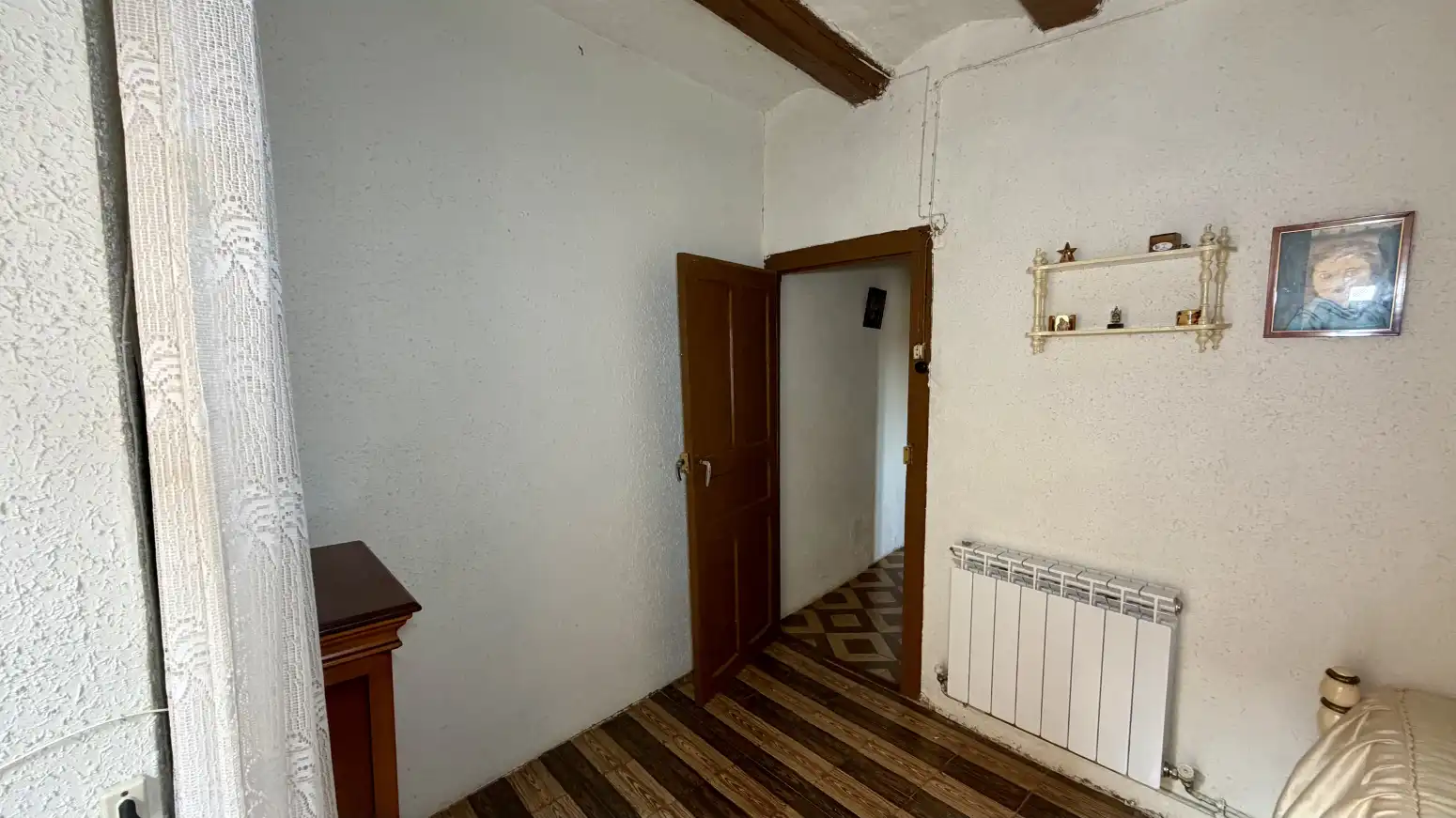Houses for sale in Allo  with Heating