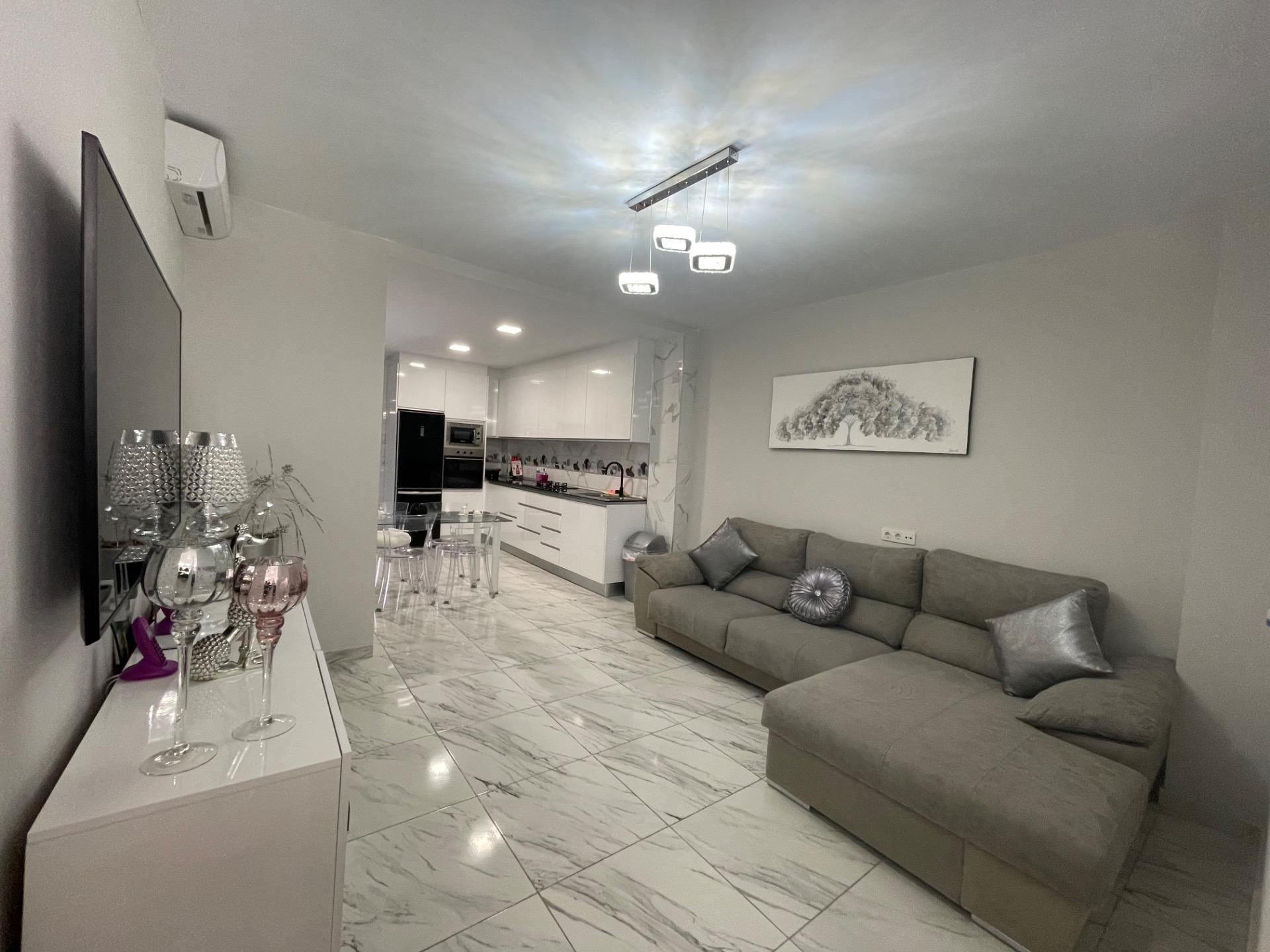 Sala de estar de Planta baja en venta en Elche / Elx con Terraza y Trastero