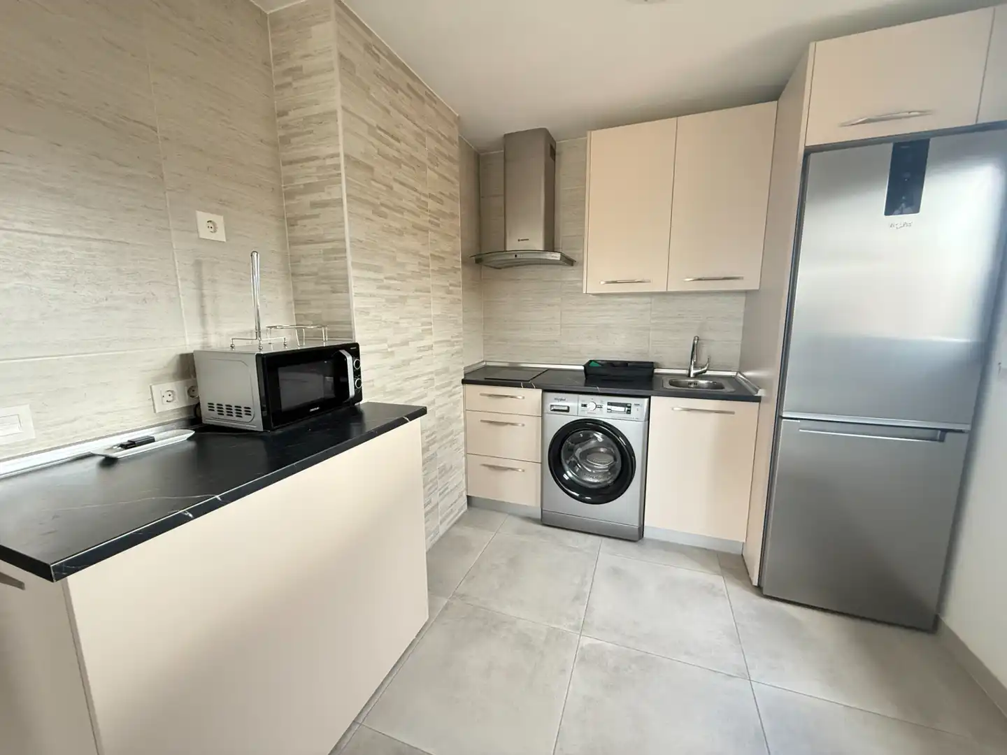 Kitchen of Flat for sale in Baltanás  with Air Conditioner, Heating and Parquet flooring