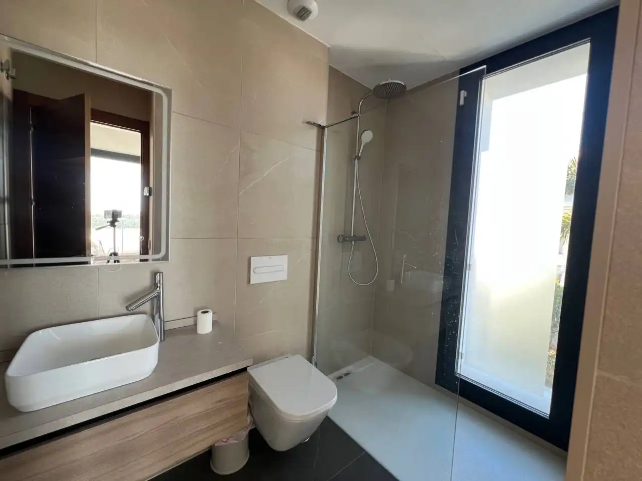 Baño de Casa o chalet en venta en Estepona con Aire acondicionado, Calefacción y Jardín privado