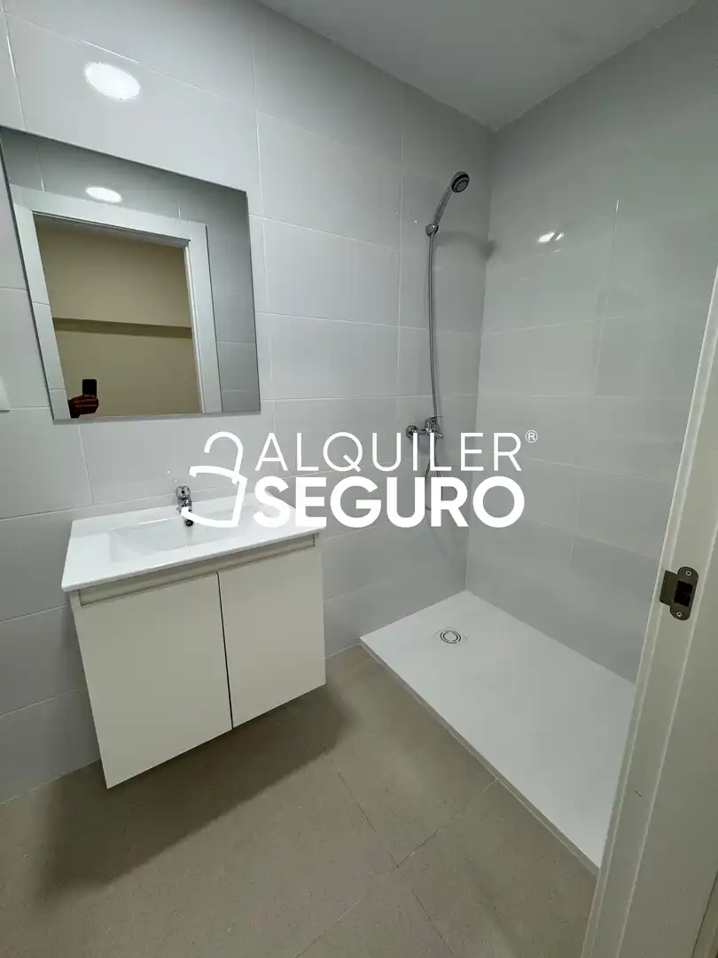 Bany de Estudi de lloguer en Málaga amb Aire condicionat
