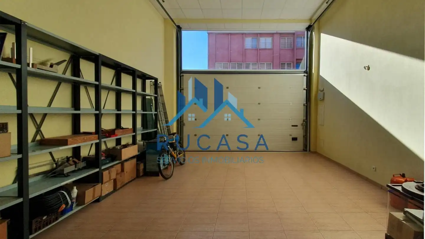 Nau industrial en venda en Santander