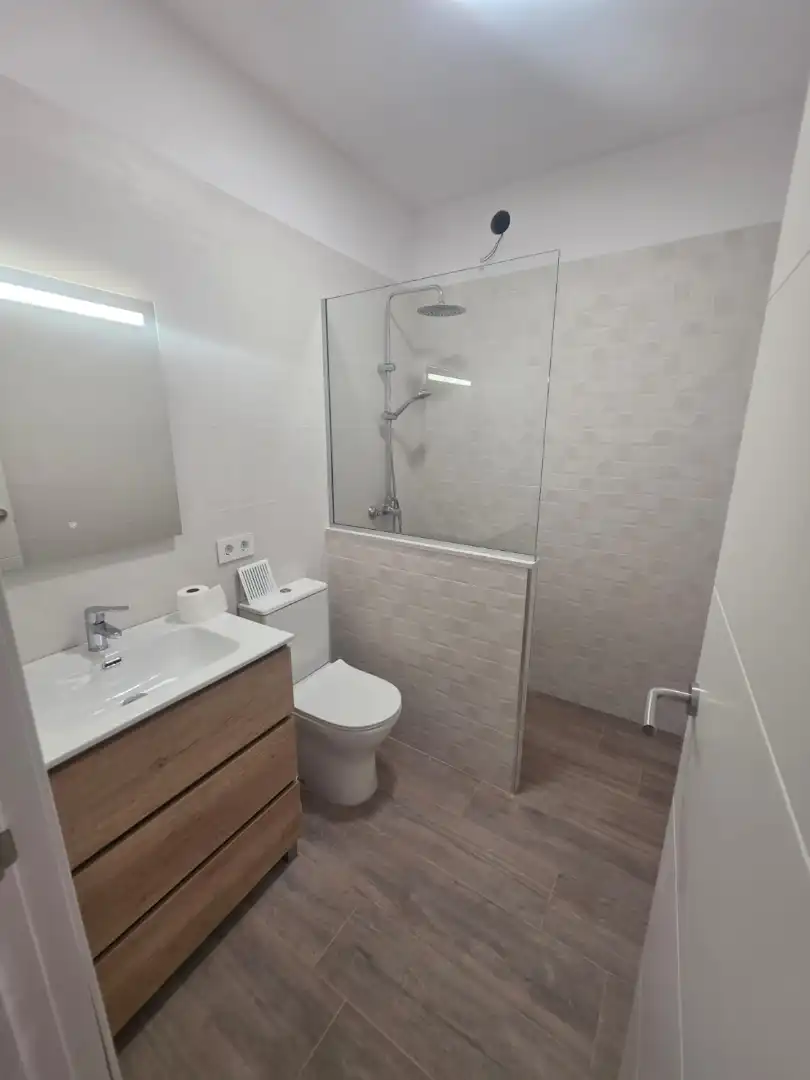 Badezimmer von Wohnung zur Miete in La Orotava