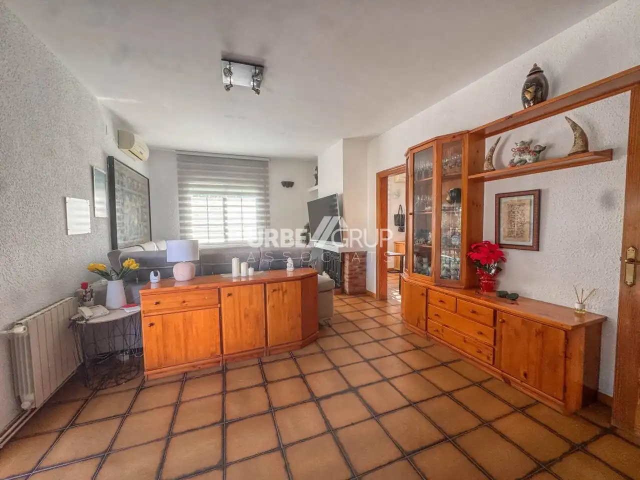 Wohnzimmer von Haus oder Chalet zum Verkauf in Sant Esteve Sesrovires mit Klimaanlage, Heizung und Terrasse