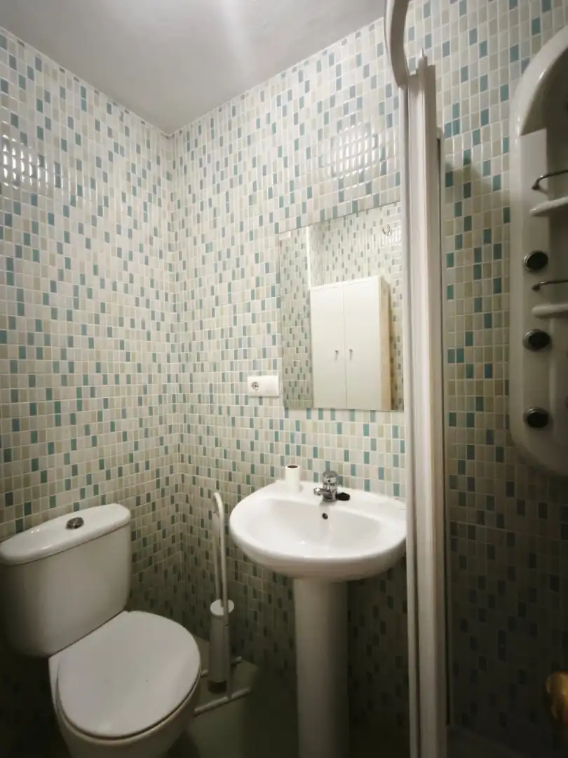 Bathroom of Flat for sale in San Roque