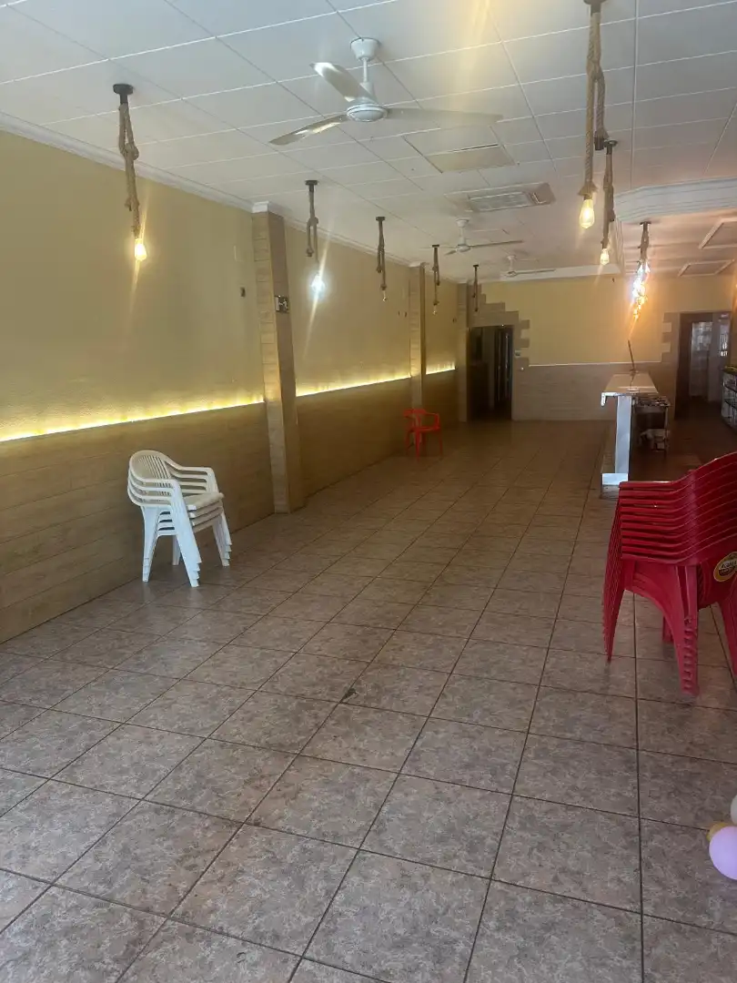 Business premises to rent in Carrer Cronista Pareja 83, imagen 3