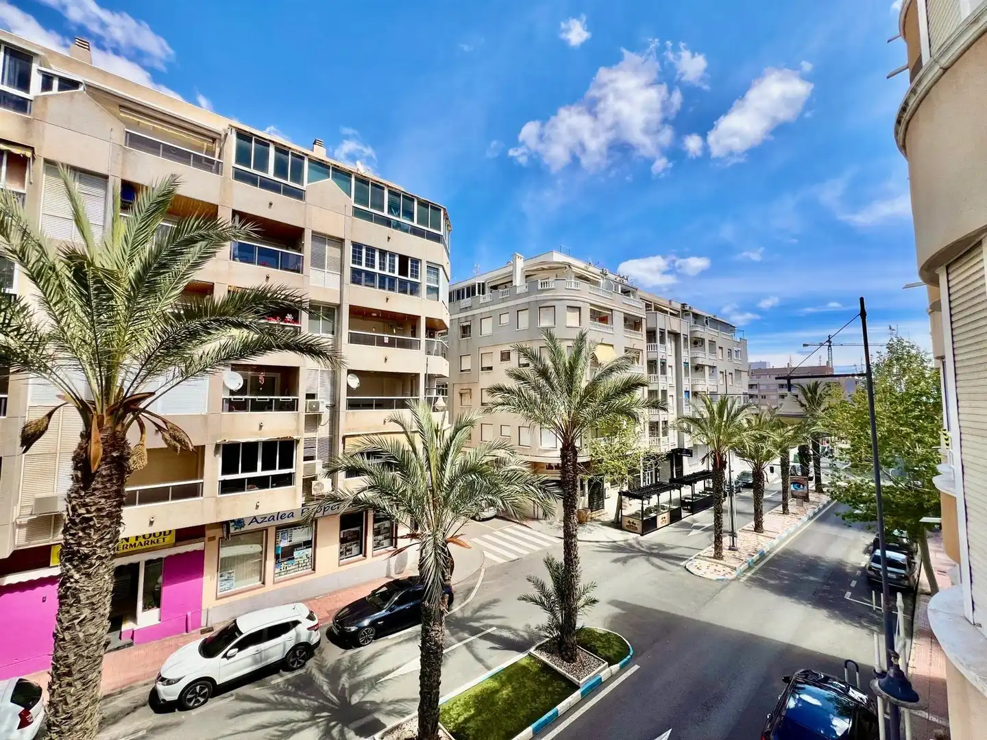 Außenansicht von Wohnungen zum Verkauf in Torrevieja mit Klimaanlage, Heizung und Möbliert